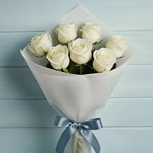 Букет 7 Белых роз Эдлесс Лав в Красном-на-Волге