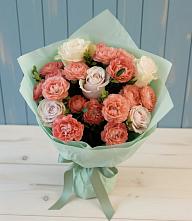 Букет цветов из:  Розы в Красном-на-Волге