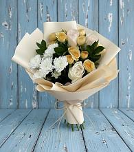 Букет цветов из:  Розы и Хризантемы в Красном-на-Волге