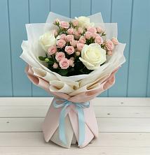 Букет цветов из:  Розы в Красном-на-Волге