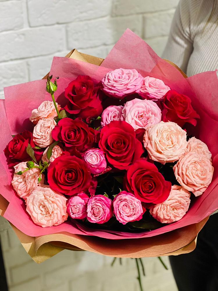 Букет цветов из: Розы в Красном-на-Волге
