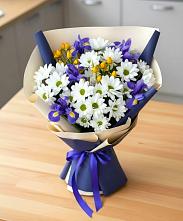 Букет цветов из:  Розы, Ирисы и Хризантемы #REPLACE_PRED# Красном-на-Волге