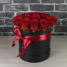 Цветочная композиция из Розы в шляпной коробке в Красном-на-Волге