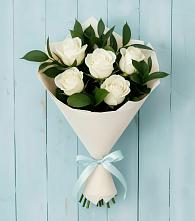 Букет цветов из:  Розы в Красном-на-Волге