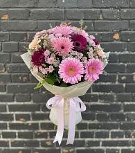 Букет цветов из:  Герберы и Хризантемы в Красном-на-Волге