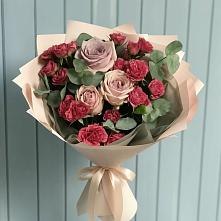 Букет цветов из:  Гвоздики и Розы в Красном-на-Волге