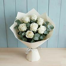 Букет Белые розы в Эвкалипте в Красном-на-Волге