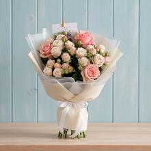 Букет цветов из:  Розы #REPLACE_PRED# Красном-на-Волге