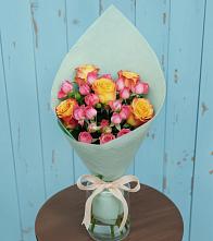 Букет цветов из:  Розы в Красном-на-Волге