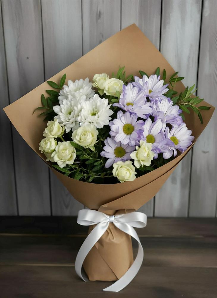 Букет цветов из: Хризантемы и Розы в Красном-на-Волге