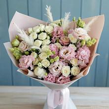 Букет цветов из:  Альстромерии и Розы в Красном-на-Волге